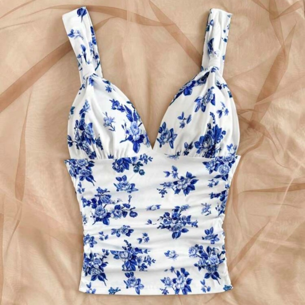 Floral Blue and White Women's Top XS